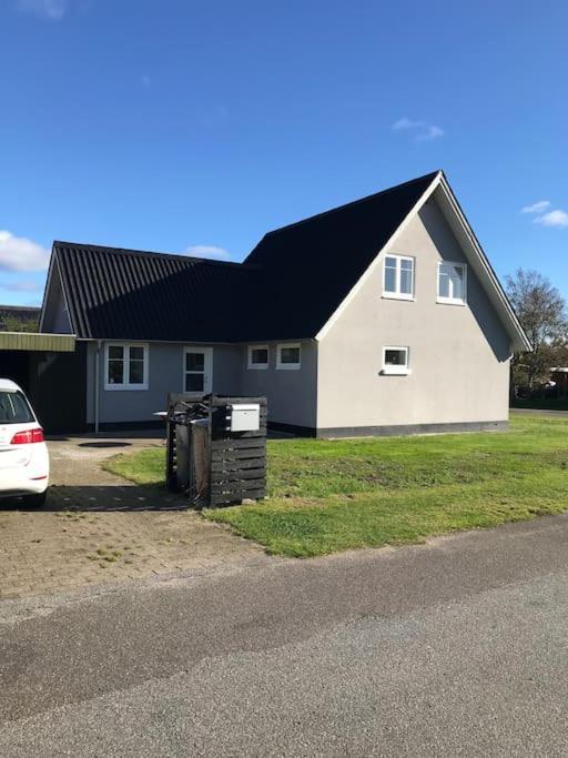Ålbæk Hyggeligt Byhus Taet Ved Skov Og Togstation מראה חיצוני תמונה