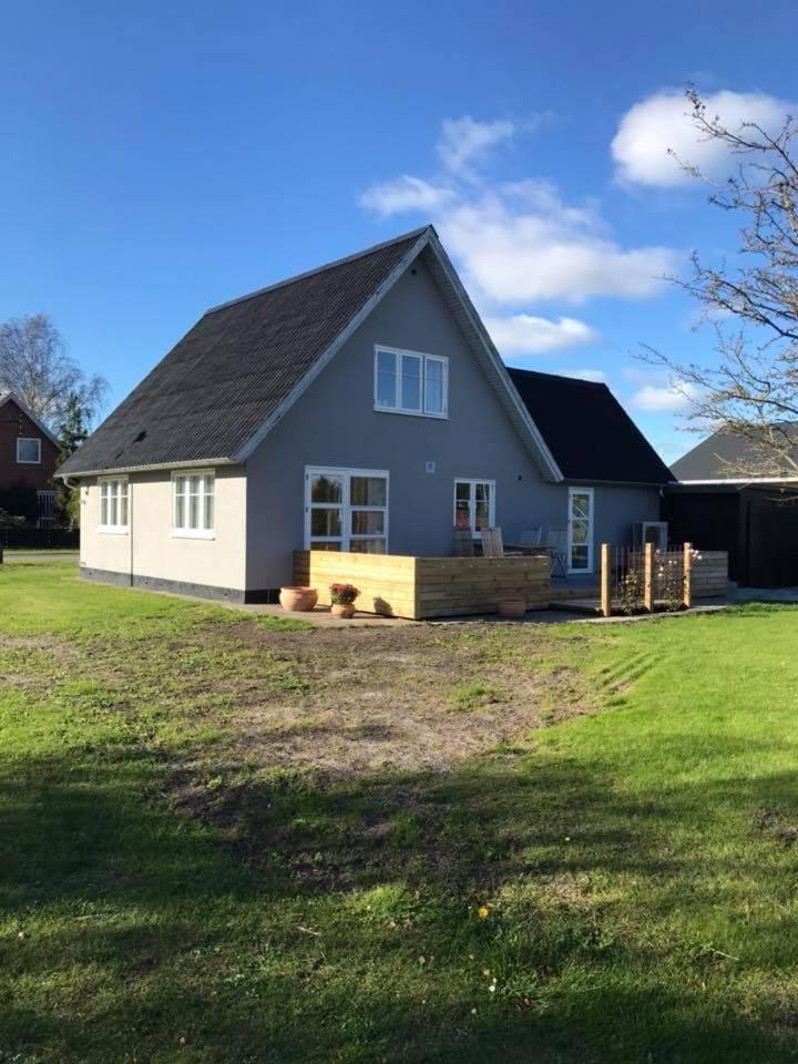 Ålbæk Hyggeligt Byhus Taet Ved Skov Og Togstation מראה חיצוני תמונה